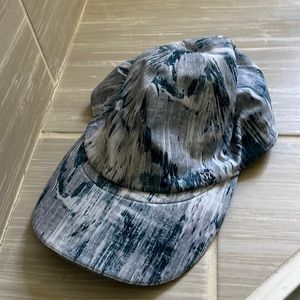 Lululemon hat